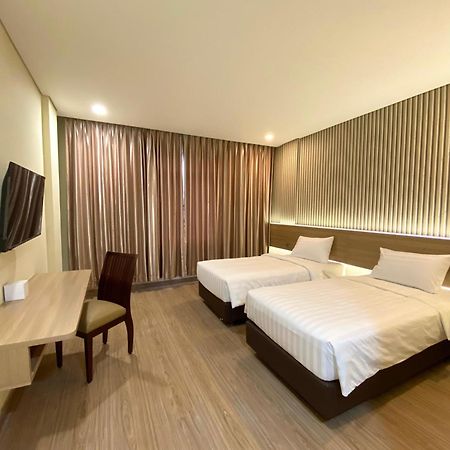 Grand Pasundan Convention Hotel Бандунг Екстер'єр фото