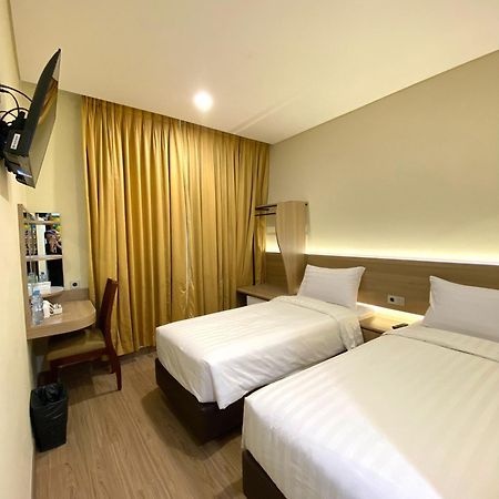 Grand Pasundan Convention Hotel Бандунг Екстер'єр фото