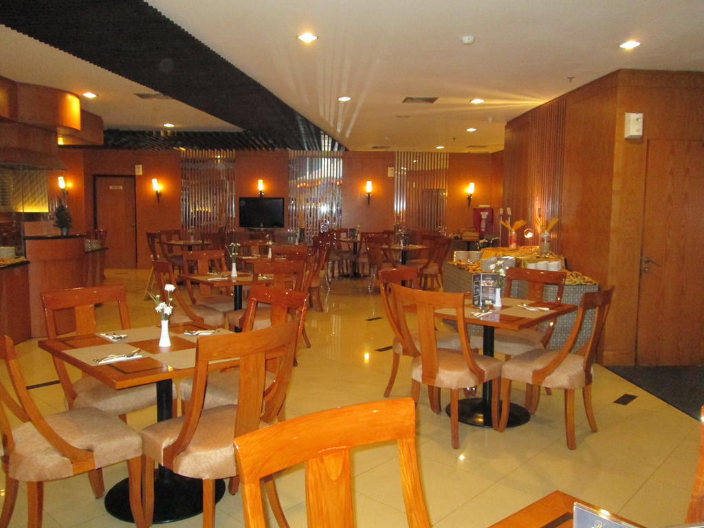 Grand Pasundan Convention Hotel Бандунг Екстер'єр фото